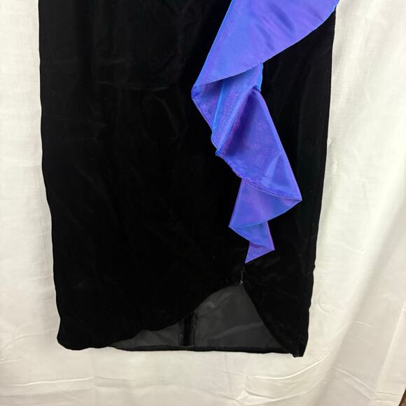 Roberta Vintage 90s Black Velour Mini Dress Purple Iridescent Ruffle Flower 9/10 - Picture 4 of 6